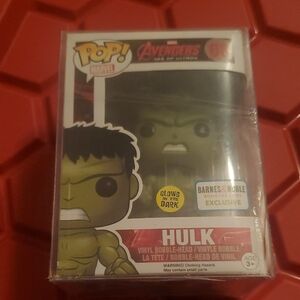 Avengers Age Of Ultron Hulk #68 Glow In The Dark Barnes & Noble Exclusive Funko